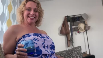 titia está passando um tempo em casa